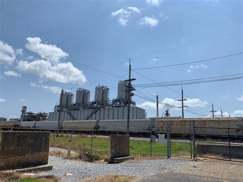 Residents near Louisiana Dow plant are skeptical after explosion: ‘You ...