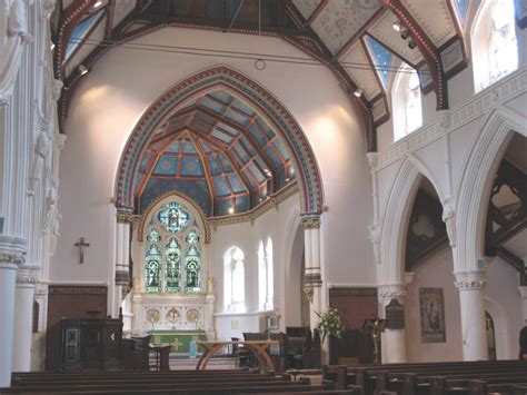 Interior of St Stephen's church © Stephen Craven cc-by-sa/2.0 :: Geograph Britain and Ireland