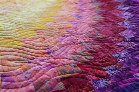 Shonaids ‘tequila sunrise’ quilt – Free Bird Quilting Designs