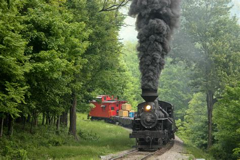 Heisler Steam Locomotive on Cass Scenic Railroad in West Virginia : travel