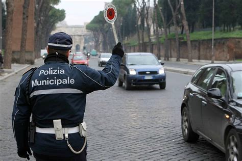 Come entrare nella Polizia Municipale e diventare vigile urbano