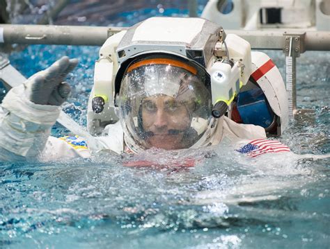 Former Navy SEAL Survived 'Hell Week' En Route to Space - Universe Today