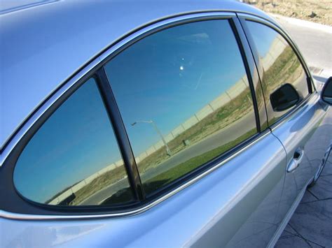 7 Easiest Tips For Choosing The Car Mirror Tint | Elite Auto Glass