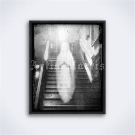 Real Ghost, Spirit Vintage Photo Brown Lady of Raynham Hall, Spiritism ...