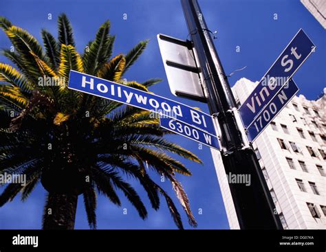 Hollywood vine street sign hollywood hi-res stock photography and ...