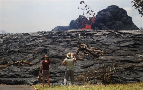 Hilo destroyed in 1984 Mauna Loa eruption | alternatehistory.com