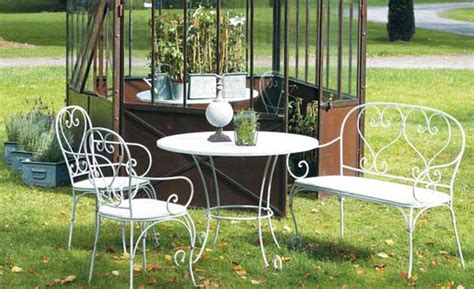 Use Italian Garden Furniture to Transform Your Outdoor Space - Home n Gardening Tips