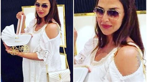 Welcome to Instagram Esha Deol! Here’s how the mommy-to-be flaunted her baby bump and pregnancy ...