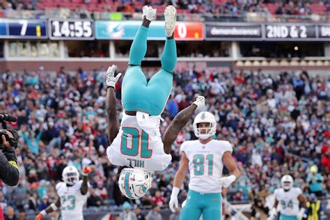 Tyreek Hill says slumping Dolphins are stuck ‘in a mud puddle'