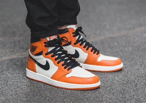 Air Jordan 1 Reverse Shattered Backboard Europe Release | SneakerNews.com