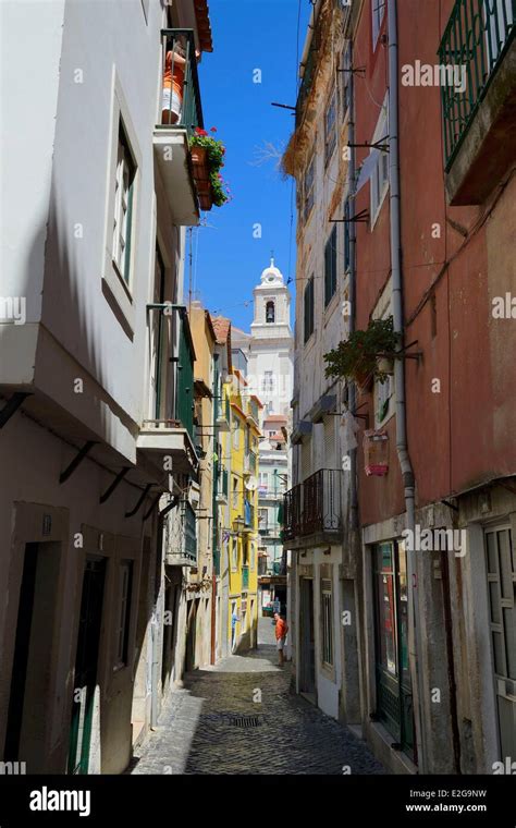 Portugal Lisbon Alfama district rua Sao Miguel Stock Photo - Alamy