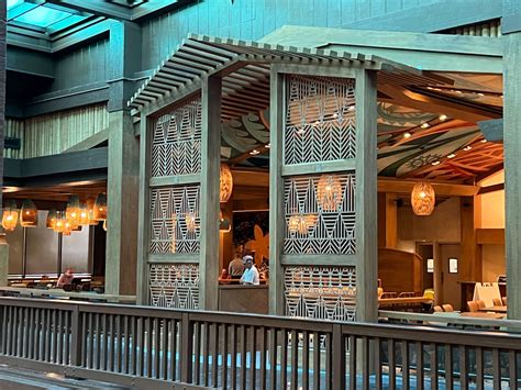 FIRST LOOK at the Remodeled Kona Café in Disney's Polynesian Village ...