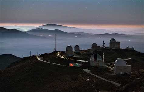 La Silla Observatory at dusk [5000 x 3238] | Dry desert, Observatory, Dusk