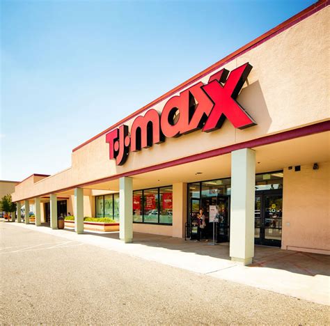 TJX Cos. heads to RECon with plan to open 230 stores | ICSC: International Council of Shopping ...