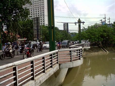 Surabaya Views: Jembatan Yos Sudarso