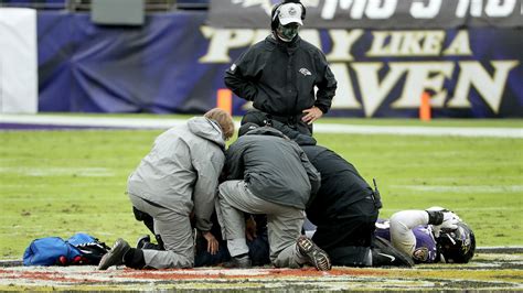 Ravens’ Ronnie Stanley Exits Game With Injury | Heavy.com