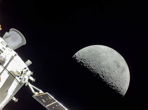 NASA open to delaying Artemis mission to return humans to the moon