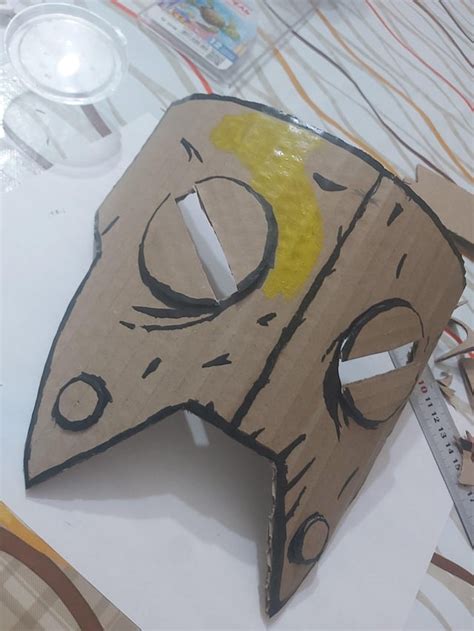 I made a leper mask with some cardboard for a Halloween :) : r ...