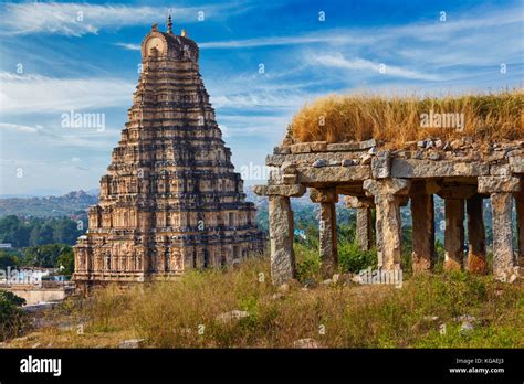 Virupaksha Temple. Hampi, Karnataka, India Stock Photo - Alamy