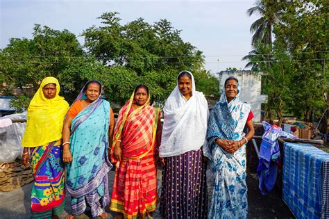 Beedi workers: songs of life and labour