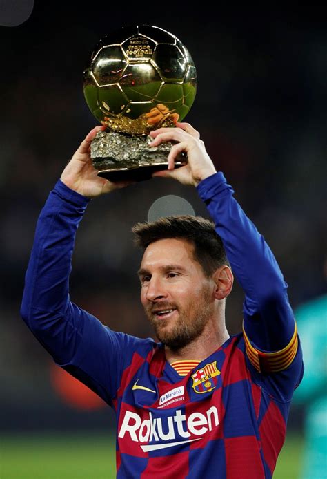 Messi With Ballon d'or 2019 in Camp Nou | Ballon d'or, Lionel messi, Messi