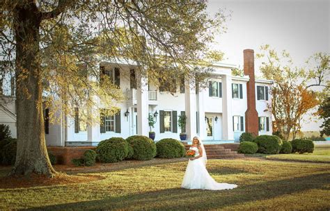 Hollyfield Manor - Venue - Manquin, VA - WeddingWire