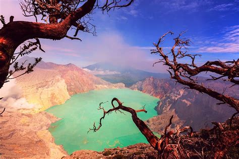 IJEN TOUR From Bali - The ULTIMATE Ijen Crater Hike Guide