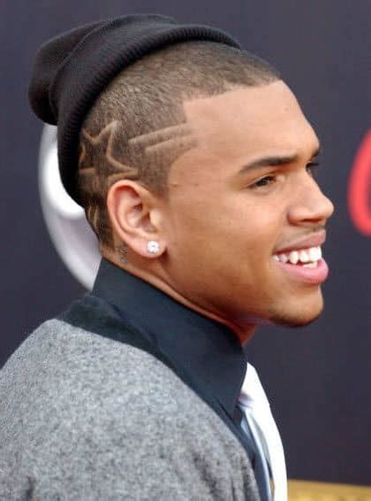 10 of The Coolest Chris Brown Hairstyles to Try – Cool Men's Hair