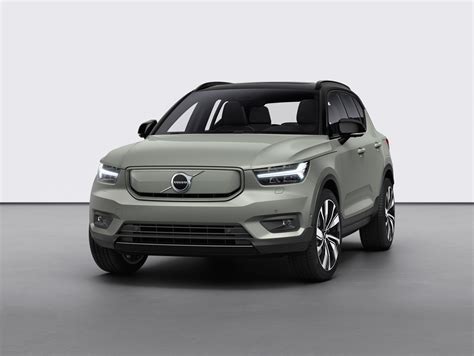 Volvo XC40 Recharge P8 AWD in Sage Green - Volvo Cars Global Media Newsroom