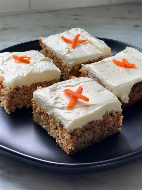 The best low-carb carrot cake recipe with cream cheese frosting | Most Lovely Things