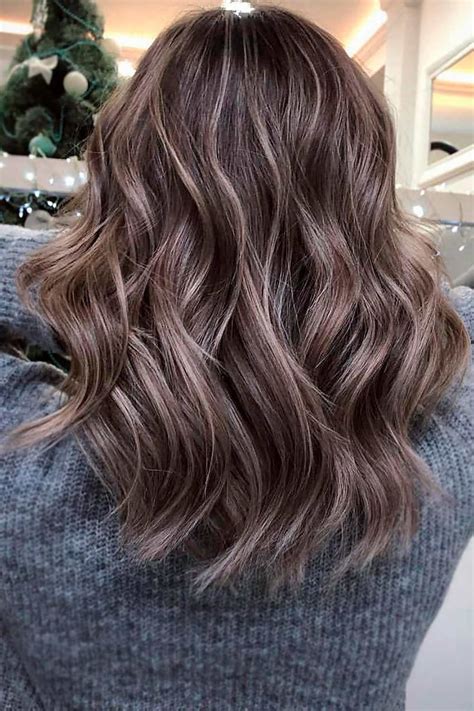 Ash Brown Hair Is Exactly What You Need To Update Your Style (2022 ...