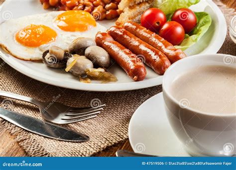 English Breakfast with Sausage Stock Photo - Image of cooked, lettuce: 47519506