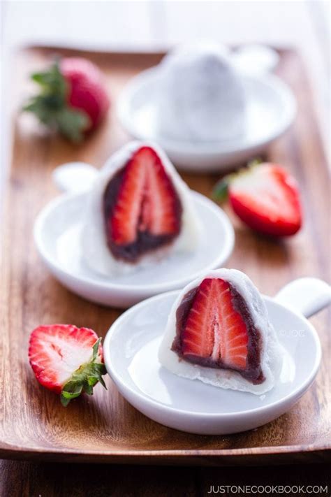 Strawberry Daifuku (Strawberry Mochi) いちご大福 • Just One Cookbook