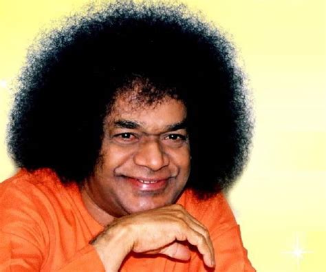 Sathya Sai Baba Biography - Childhood, Life Achievements & Timeline