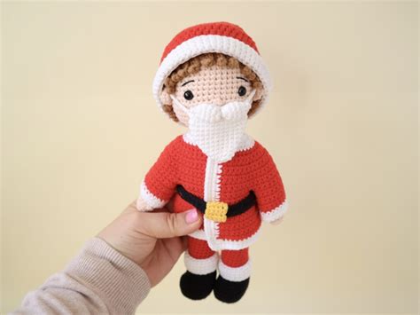 Christopher the Santa Costume Doll amigurumi pattern - Amigurumi.com