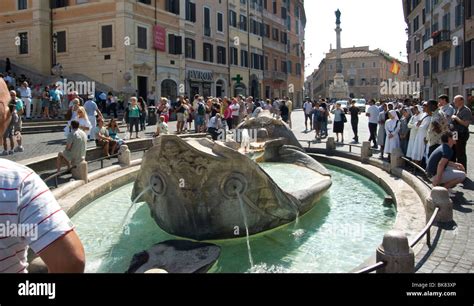 Piazza di Spagna Rome fountain Stock Photo - Alamy