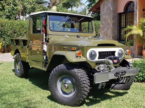 1970 Toyota FJ45 Land Cruiser Pickup | Fort Lauderdale 2019 | RM Auctions