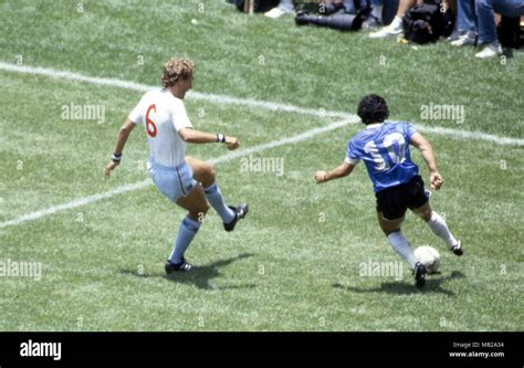 Maradona 1986 england hi-res stock photography and images - Alamy