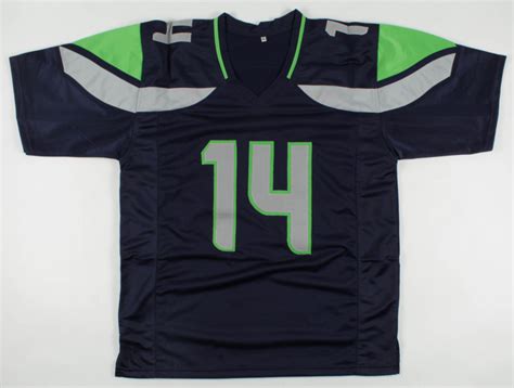 DK Metcalf Signed Jersey (JSA COA) | Pristine Auction