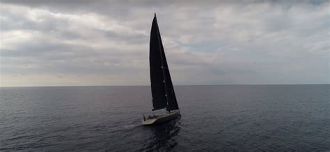 Why Do Yachts Have Black Sails? [The Reason Explained] - Pontooners