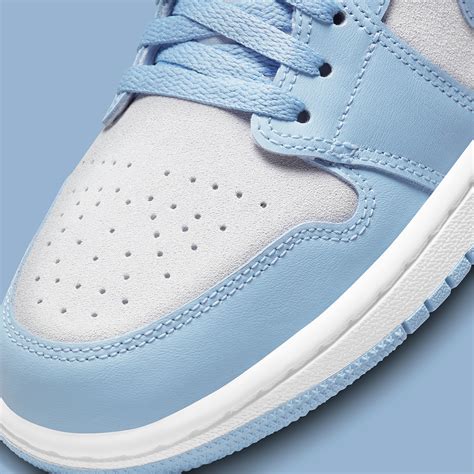 Air Jordan 1 Low University Blue WMNS DC0774-050 | SneakerNews.com