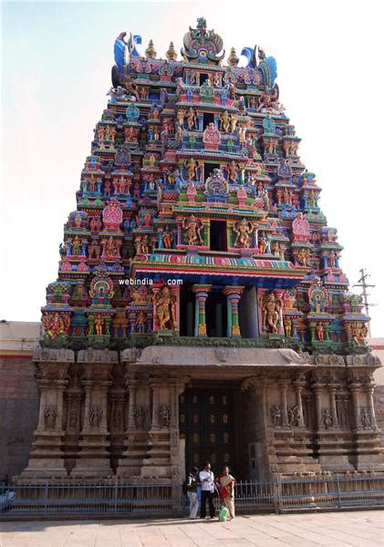 Painted sculptures at Madurai Meenakshi Temple - Madurai Photos