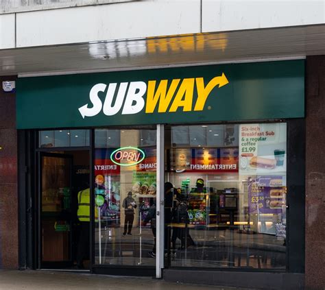 The Fall of A Giant – Are Subway’s Healthiest Days Behind Them? | FranchiseGrade.com