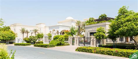 Pros and Cons of Living in Emirates Hills - MyBayut