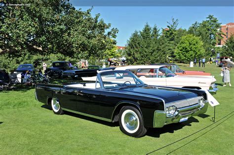 1961 Lincoln Continental Image. Photo 32 of 56