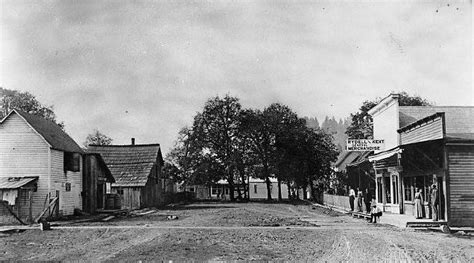 Main Street Elkton Oregon | South dakota travel, Windmills photography, Main street usa