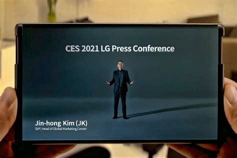 LG Rollable Smartphone Debuts at CES 2021 Keynote, Here's a Hands-On ...