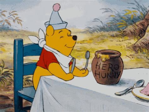 Winnie The Pooh Eating GIF - WinnieThePooh Eating Honey - Discover & Share GIFs