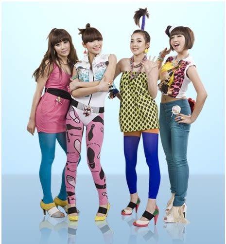 ¡GLOBAILE! Blog: 2NE1 - KPop Girl Group Sweeps Awards