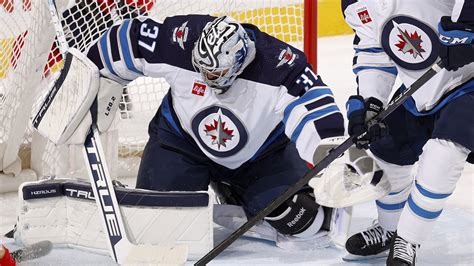 Three things - Hellebuyck blanks Panthers | Winnipeg Jets